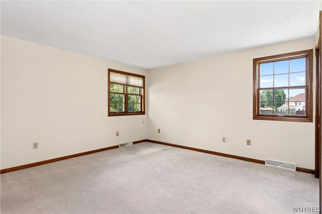 64 Hastings Drive, Orchard Park, New York 14217, Orchard Park, New York 14217, 3 Bedrooms Bedrooms, 6 Rooms Rooms,2 BathroomsBathrooms,Residential,For Sale,64 Hastings Drive, Orchard Park, New York 14217,0,B1695375