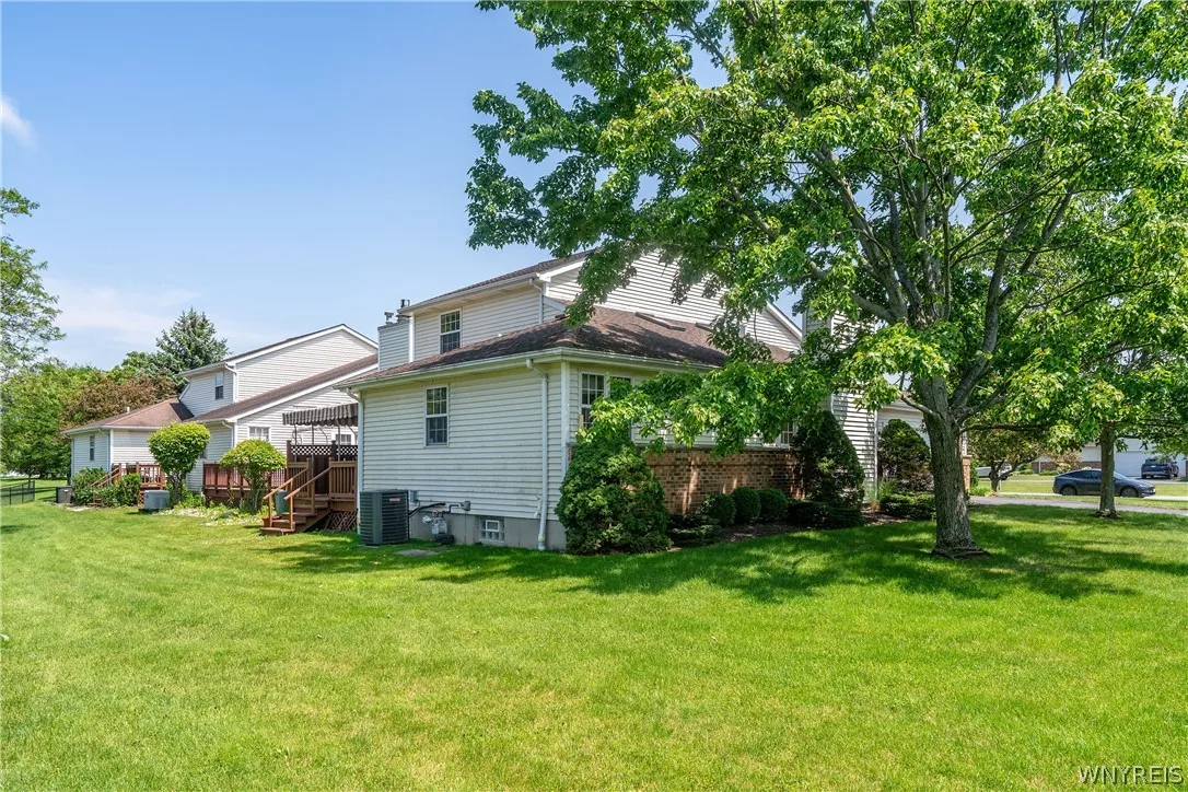 64 Hastings Drive, Orchard Park, New York 14217, Orchard Park, New York 14217, 3 Bedrooms Bedrooms, 6 Rooms Rooms,2 BathroomsBathrooms,Residential,For Sale,64 Hastings Drive, Orchard Park, New York 14217,0,B1695375