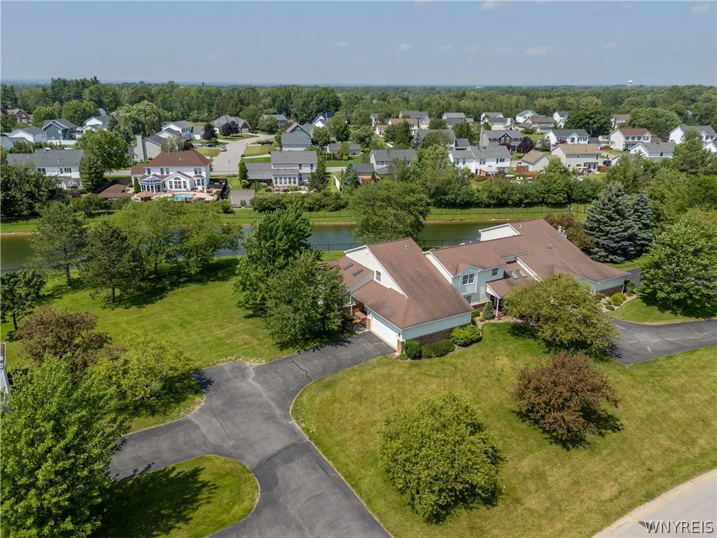 64 Hastings Drive, Orchard Park, New York 14217, Orchard Park, New York 14217, 3 Bedrooms Bedrooms, 6 Rooms Rooms,2 BathroomsBathrooms,Residential,For Sale,64 Hastings Drive, Orchard Park, New York 14217,0,B1695375