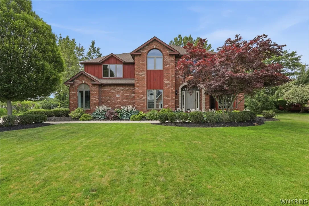 6236 Cloverleaf Drive, Clarence, New York 14051, Clarence, New York 14051, 4 Bedrooms Bedrooms, 9 Rooms Rooms,2 BathroomsBathrooms,Residential,For Sale,6236 Cloverleaf Drive, Clarence, New York 14051,0,B1697932