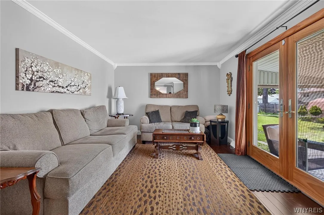 114 Meadow, Hamburg, New York 14075, Hamburg, New York 14075, 3 Bedrooms Bedrooms, 9 Rooms Rooms,1 BathroomBathrooms,Residential,For Sale,114 Meadow, Hamburg, New York 14075,0,B1697222