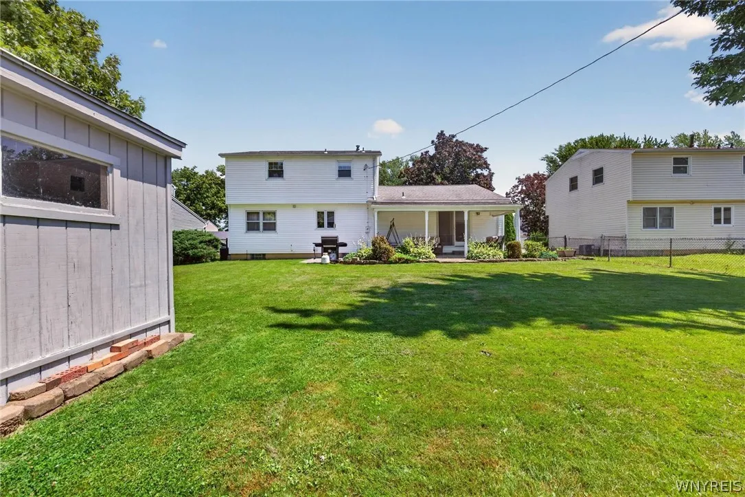 114 Meadow, Hamburg, New York 14075, Hamburg, New York 14075, 3 Bedrooms Bedrooms, 9 Rooms Rooms,1 BathroomBathrooms,Residential,For Sale,114 Meadow, Hamburg, New York 14075,0,B1697222