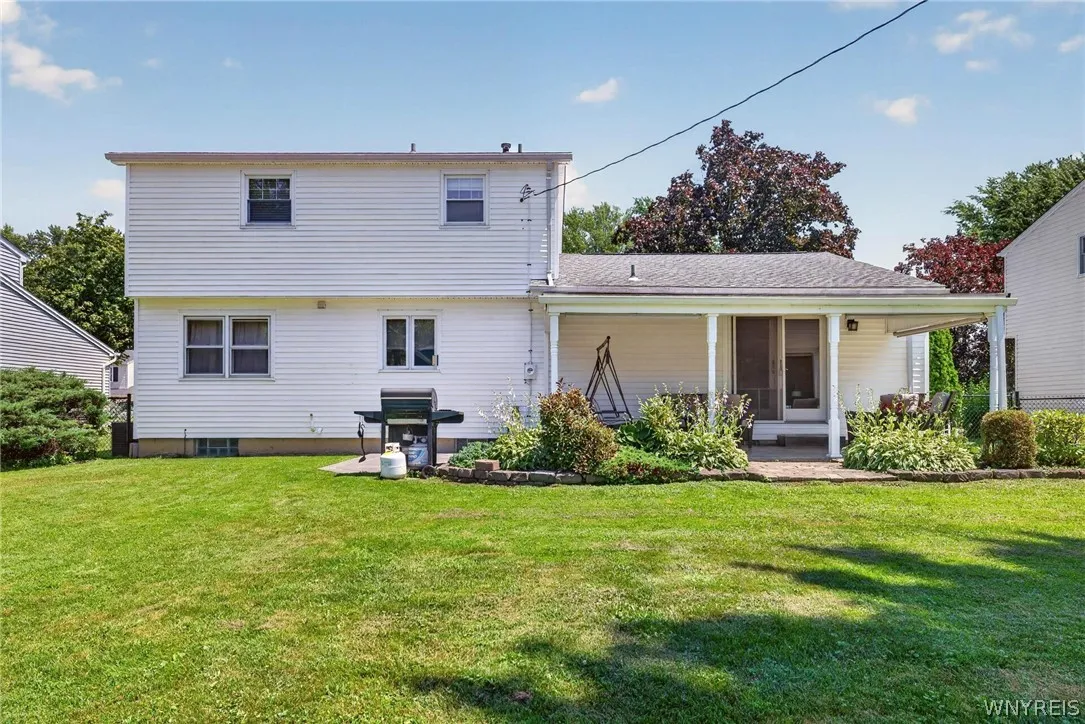 114 Meadow, Hamburg, New York 14075, Hamburg, New York 14075, 3 Bedrooms Bedrooms, 9 Rooms Rooms,1 BathroomBathrooms,Residential,For Sale,114 Meadow, Hamburg, New York 14075,0,B1697222