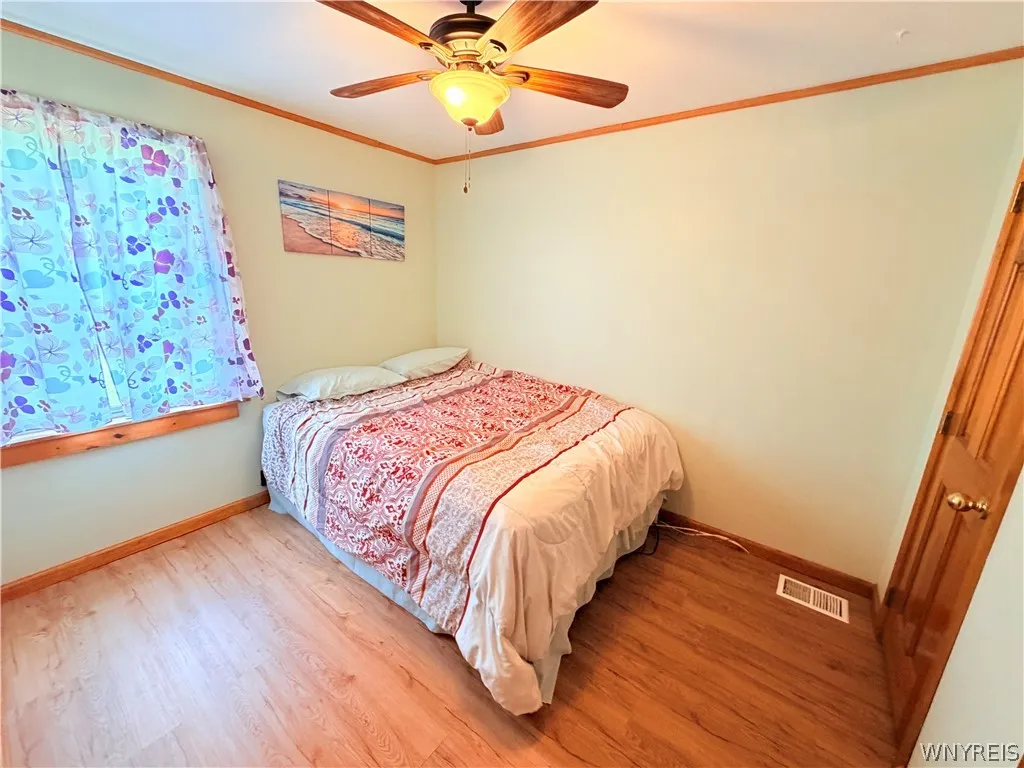 5113 Thurston Avenue, Hamburg, New York 14219, Hamburg, New York 14219, 2 Bedrooms Bedrooms, 5 Rooms Rooms,1 BathroomBathrooms,Residential,For Sale,5113 Thurston Avenue, Hamburg, New York 14219,0,B1697904