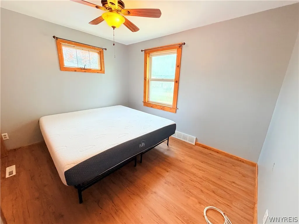 5113 Thurston Avenue, Hamburg, New York 14219, Hamburg, New York 14219, 2 Bedrooms Bedrooms, 5 Rooms Rooms,1 BathroomBathrooms,Residential,For Sale,5113 Thurston Avenue, Hamburg, New York 14219,0,B1697904
