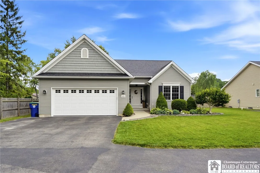 489 Campbell Boulevard, Amherst, New York 14068, Amherst, New York 14068, 2 Bedrooms Bedrooms, 6 Rooms Rooms,2 BathroomsBathrooms,Residential,For Sale,489 Campbell Boulevard, Amherst, New York 14068,0,R1698045