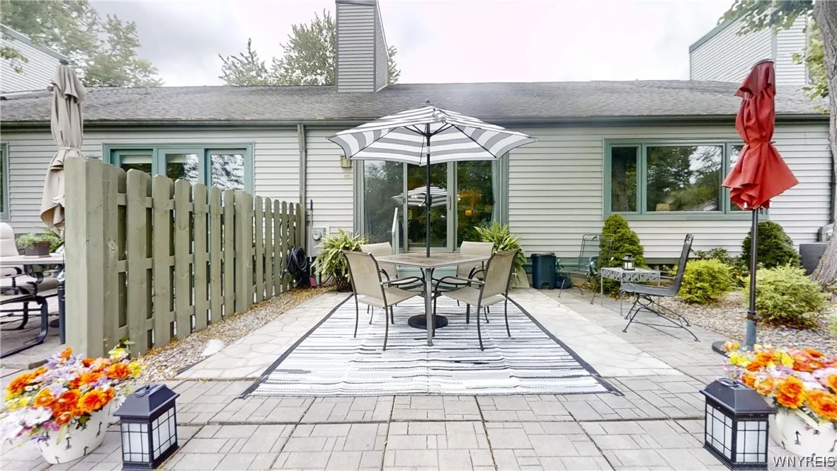 307 Old Meadow Drive, Amherst, New York 14051, Amherst, New York 14051, 2 Bedrooms Bedrooms, 6 Rooms Rooms,2 BathroomsBathrooms,Residential,For Sale,307 Old Meadow Drive, Amherst, New York 14051,0,B1697534