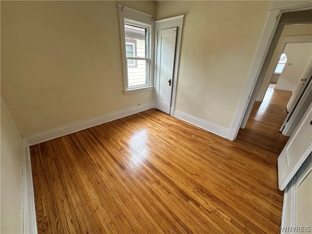 394 Taunton Place 2, Buffalo, New York 14216, Buffalo, New York 14216, 3 Bedrooms Bedrooms, 5 Rooms Rooms,1 BathroomBathrooms,Residential Lease,For Rent,394 Taunton Place 2, Buffalo, New York 14216,0,B1698203