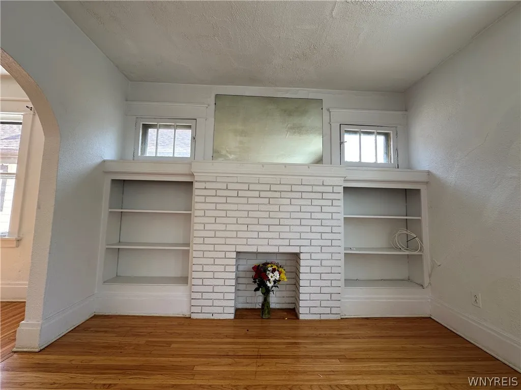 394 Taunton Place 2, Buffalo, New York 14216, Buffalo, New York 14216, 3 Bedrooms Bedrooms, 5 Rooms Rooms,1 BathroomBathrooms,Residential Lease,For Rent,394 Taunton Place 2, Buffalo, New York 14216,0,B1698203