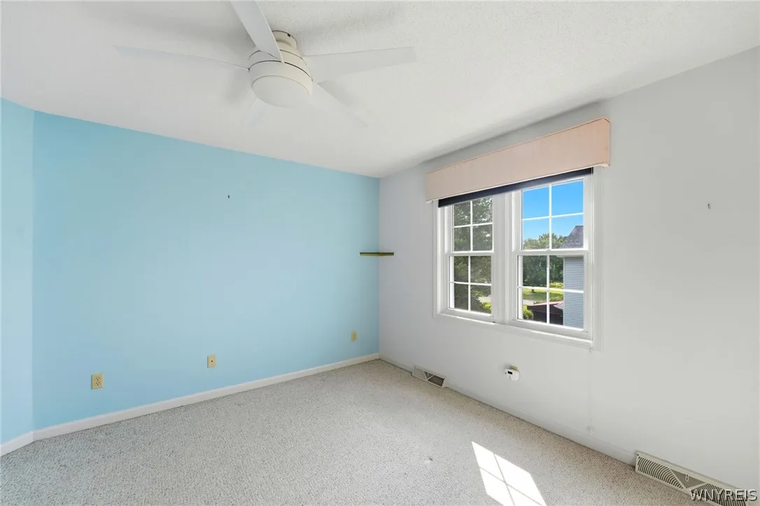 2850 Amsdell Road 21, Hamburg, New York 14075, Hamburg, New York 14075, 3 Bedrooms Bedrooms, 6 Rooms Rooms,2 BathroomsBathrooms,Residential,For Sale,2850 Amsdell Road 21, Hamburg, New York 14075,0,B1697747