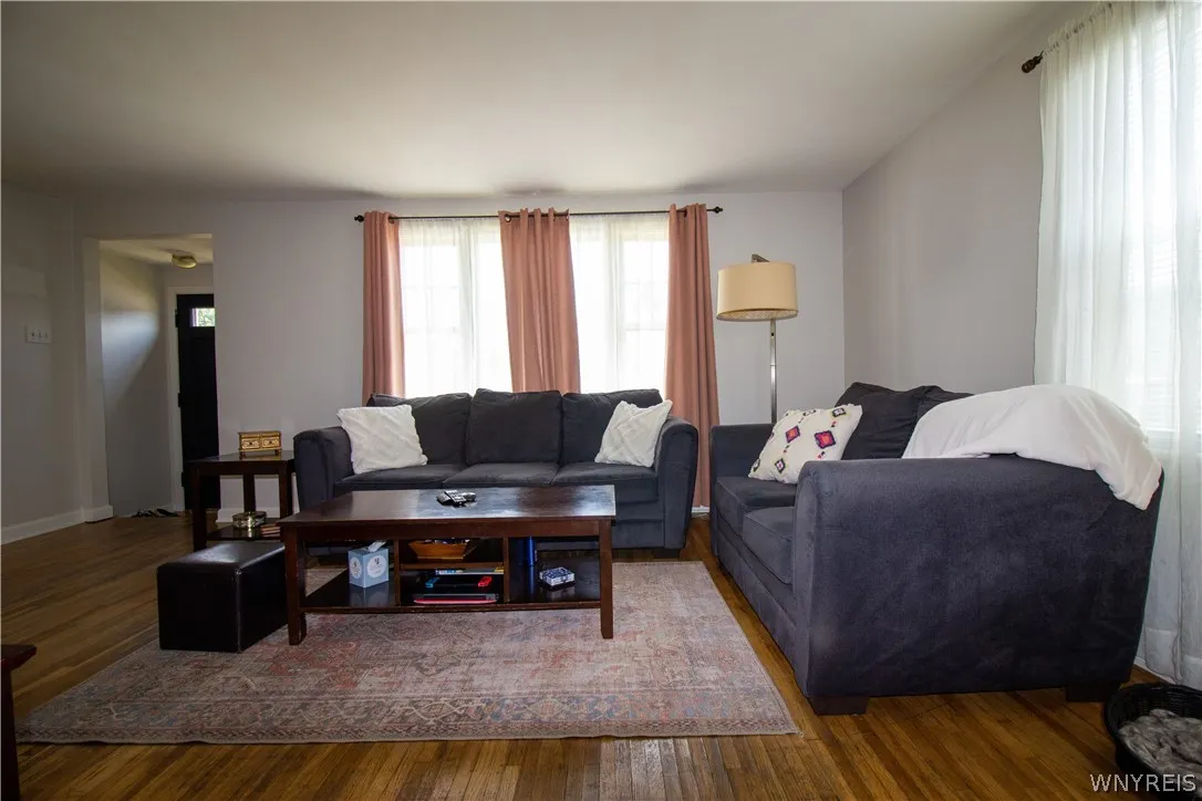 19 Avery Avenue, Lackawanna, New York 14218, Lackawanna, New York 14218, 3 Bedrooms Bedrooms, 6 Rooms Rooms,1 BathroomBathrooms,Residential,For Sale,19 Avery Avenue, Lackawanna, New York 14218,0,B1698125