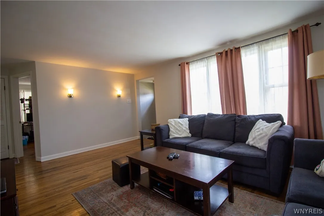 19 Avery Avenue, Lackawanna, New York 14218, Lackawanna, New York 14218, 3 Bedrooms Bedrooms, 6 Rooms Rooms,1 BathroomBathrooms,Residential,For Sale,19 Avery Avenue, Lackawanna, New York 14218,0,B1698125