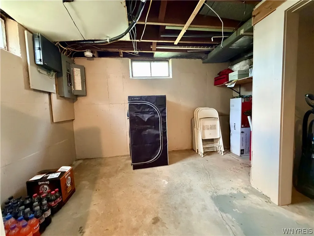 19 Avery Avenue, Lackawanna, New York 14218, Lackawanna, New York 14218, 3 Bedrooms Bedrooms, 6 Rooms Rooms,1 BathroomBathrooms,Residential,For Sale,19 Avery Avenue, Lackawanna, New York 14218,0,B1698125