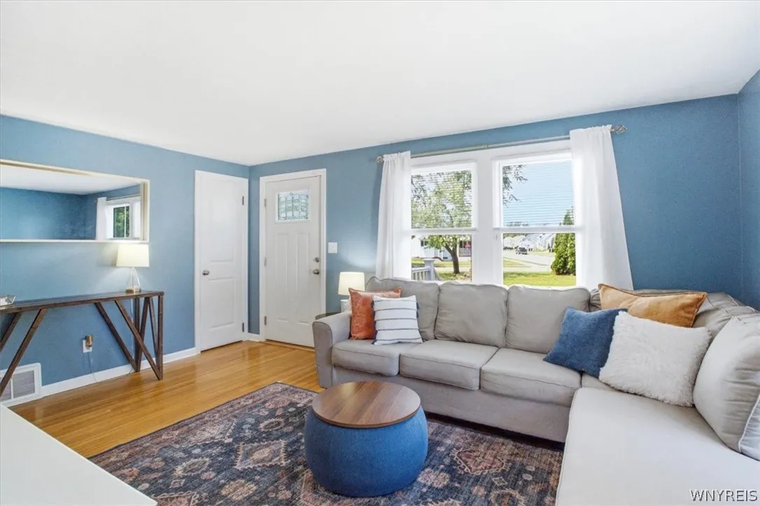 65 Tussing Lane, Tonawanda, New York 14150, Tonawanda, New York 14150, 3 Bedrooms Bedrooms, 7 Rooms Rooms,1 BathroomBathrooms,Residential,For Sale,65 Tussing Lane, Tonawanda, New York 14150,0,B1697687
