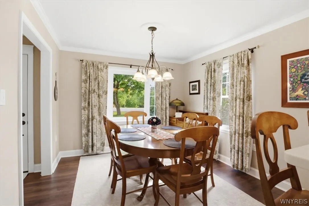 5370 Seneca Street, West Seneca, New York 14224, West Seneca, New York 14224, 4 Bedrooms Bedrooms, 7 Rooms Rooms,2 BathroomsBathrooms,Residential,For Sale,5370 Seneca Street, West Seneca, New York 14224,0,B1697689