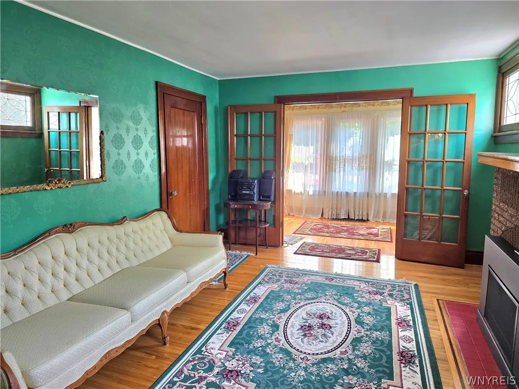36 Dellwood Road, Amherst, New York 14226, Amherst, New York 14226, 7 Bedrooms Bedrooms, ,3 BathroomsBathrooms,Residential,For Sale,36 Dellwood Road, Amherst, New York 14226,0,B1698038