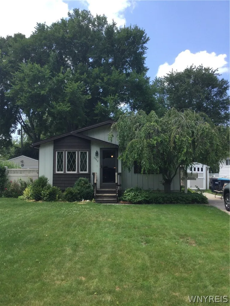 3542 Warner Drive, Grand Island, New York 14072, Grand Island, New York 14072, 3 Bedrooms Bedrooms, 6 Rooms Rooms,1 BathroomBathrooms,Residential,For Sale,3542 Warner Drive, Grand Island, New York 14072,0,B1698179 3542 Warner Drive, Grand Island, New York 14072, Grand Island, New York 14072, 3 Bedrooms Bedrooms, 6 Rooms Rooms,1 BathroomBathrooms,Residential,For Sale,3542 Warner Drive, Grand Island, New York 14072,0,B1698179