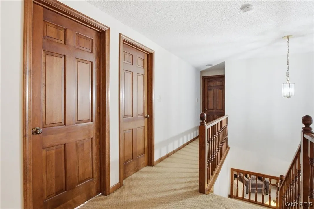 34 Birdsong Circle, Amherst, New York 14051, Amherst, New York 14051, 4 Bedrooms Bedrooms, 9 Rooms Rooms,2 BathroomsBathrooms,Residential,For Sale,34 Birdsong Circle, Amherst, New York 14051,0,B1698041