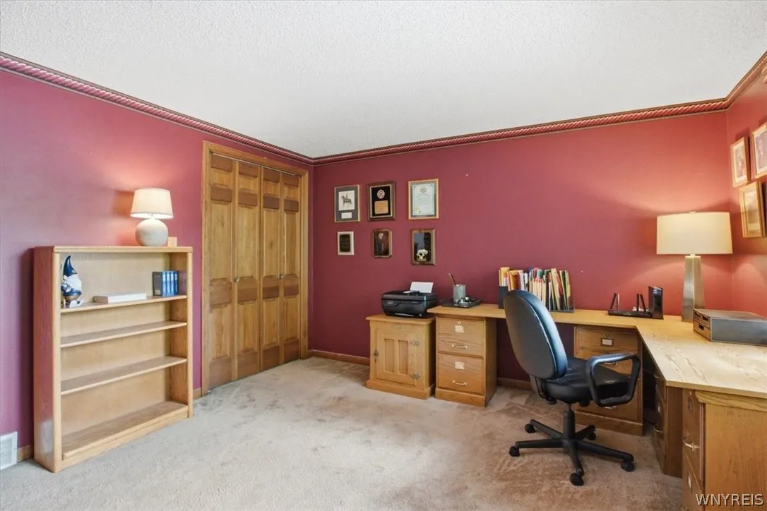 34 Birdsong Circle, Amherst, New York 14051, Amherst, New York 14051, 4 Bedrooms Bedrooms, 9 Rooms Rooms,2 BathroomsBathrooms,Residential,For Sale,34 Birdsong Circle, Amherst, New York 14051,0,B1698041
