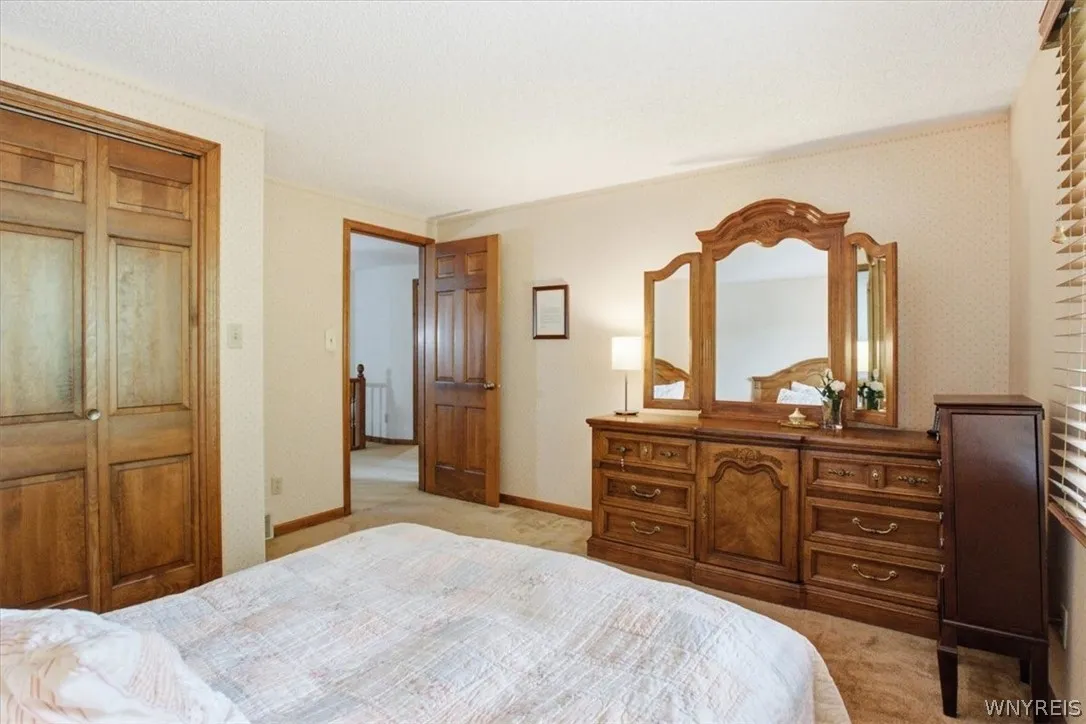 34 Birdsong Circle, Amherst, New York 14051, Amherst, New York 14051, 4 Bedrooms Bedrooms, 9 Rooms Rooms,2 BathroomsBathrooms,Residential,For Sale,34 Birdsong Circle, Amherst, New York 14051,0,B1698041