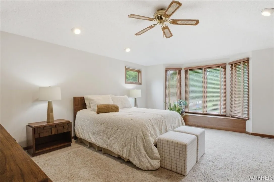 34 Birdsong Circle, Amherst, New York 14051, Amherst, New York 14051, 4 Bedrooms Bedrooms, 9 Rooms Rooms,2 BathroomsBathrooms,Residential,For Sale,34 Birdsong Circle, Amherst, New York 14051,0,B1698041