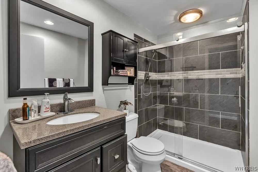 212 East Avenue, West Seneca, New York 14224, West Seneca, New York 14224, 4 Bedrooms Bedrooms, 8 Rooms Rooms,2 BathroomsBathrooms,Residential,For Sale,212 East Avenue, West Seneca, New York 14224,0,B1695243