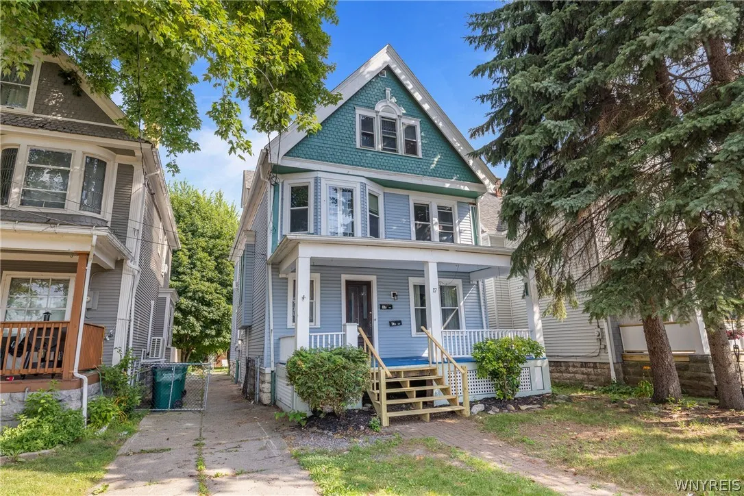 17 Indian Road S, Buffalo, New York 14227, Buffalo, New York 14227, 5 Bedrooms Bedrooms, 18 Rooms Rooms,2 BathroomsBathrooms,Residential,For Sale,17 Indian Road S, Buffalo, New York 14227,0,B1697959