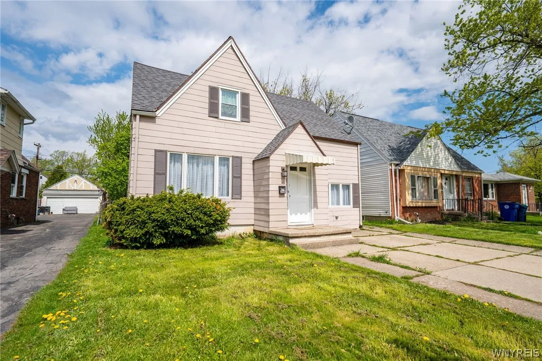 368 Grover Cleveland Highway, Amherst, New York 14, Amherst, New York 14226, 4 Bedrooms Bedrooms, 7 Rooms Rooms,2 BathroomsBathrooms,Residential,For Sale,368 Grover Cleveland Highway, Amherst, New York 14,0,B1698327