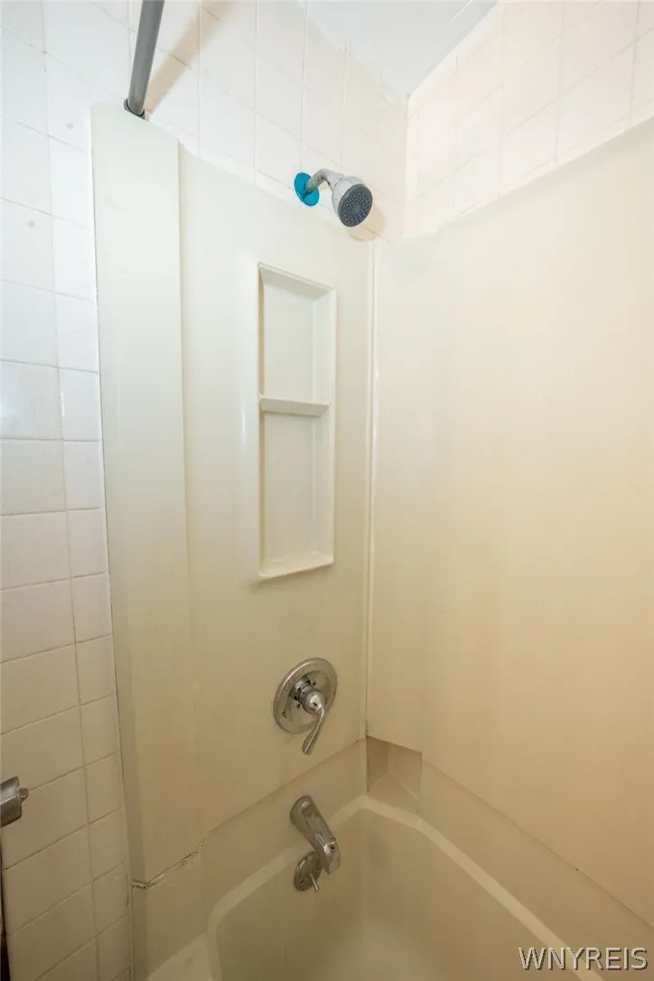 368 Grover Cleveland Highway, Amherst, New York 14, Amherst, New York 14226, 4 Bedrooms Bedrooms, 7 Rooms Rooms,2 BathroomsBathrooms,Residential,For Sale,368 Grover Cleveland Highway, Amherst, New York 14,0,B1698327