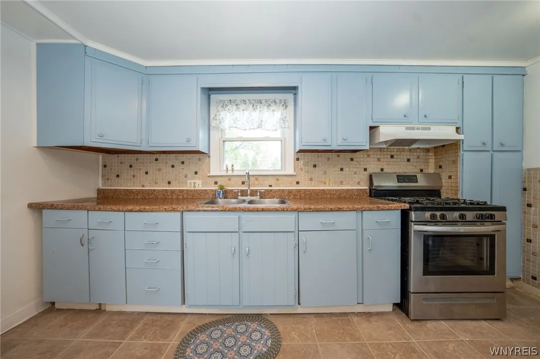 368 Grover Cleveland Highway, Amherst, New York 14, Amherst, New York 14226, 4 Bedrooms Bedrooms, 7 Rooms Rooms,2 BathroomsBathrooms,Residential,For Sale,368 Grover Cleveland Highway, Amherst, New York 14,0,B1698327