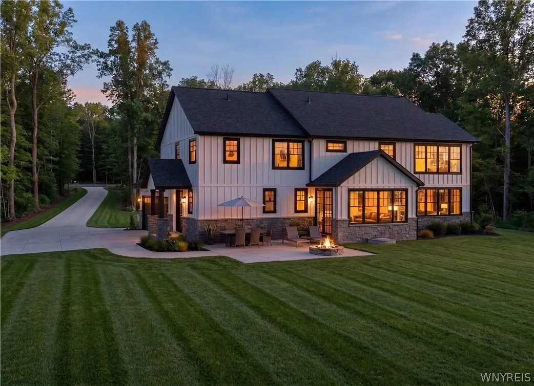 5797 Chestnut Ridge Road, Orchard Park, New York 1, Orchard Park, New York 14127, 4 Bedrooms Bedrooms, 15 Rooms Rooms,3 BathroomsBathrooms,Residential,For Sale,5797 Chestnut Ridge Road, Orchard Park, New York 1,0,B1698224