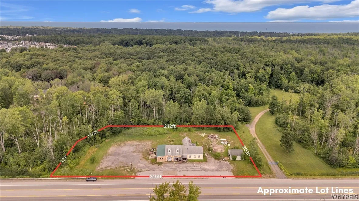 6310 Southwestern Boulevard, Hamburg, New York 140, Hamburg, New York 14075, ,Commercial Sale,For Sale,6310 Southwestern Boulevard, Hamburg, New York 140,0,B1698390