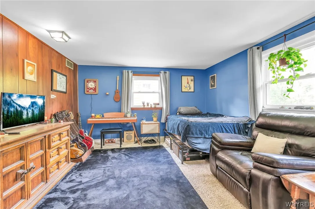 8634 Rebecca Drive, Clarence, New York 14221, Clarence, New York 14221, 4 Bedrooms Bedrooms, 8 Rooms Rooms,2 BathroomsBathrooms,Residential,For Sale,8634 Rebecca Drive, Clarence, New York 14221,0,B1698322