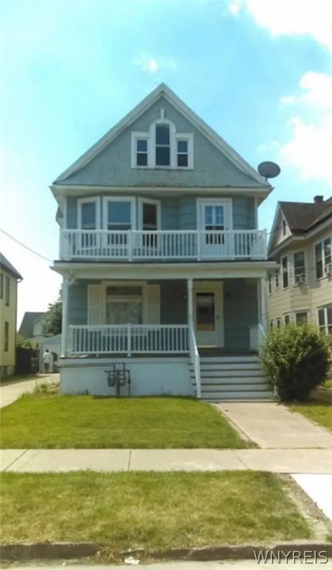 25 Richfield Avenue, Buffalo, New York 14220, Buffalo, New York 14220, 3 Bedrooms Bedrooms, 6 Rooms Rooms,1 BathroomBathrooms,Residential Lease,For Rent,25 Richfield Avenue, Buffalo, New York 14220,0,B1698264