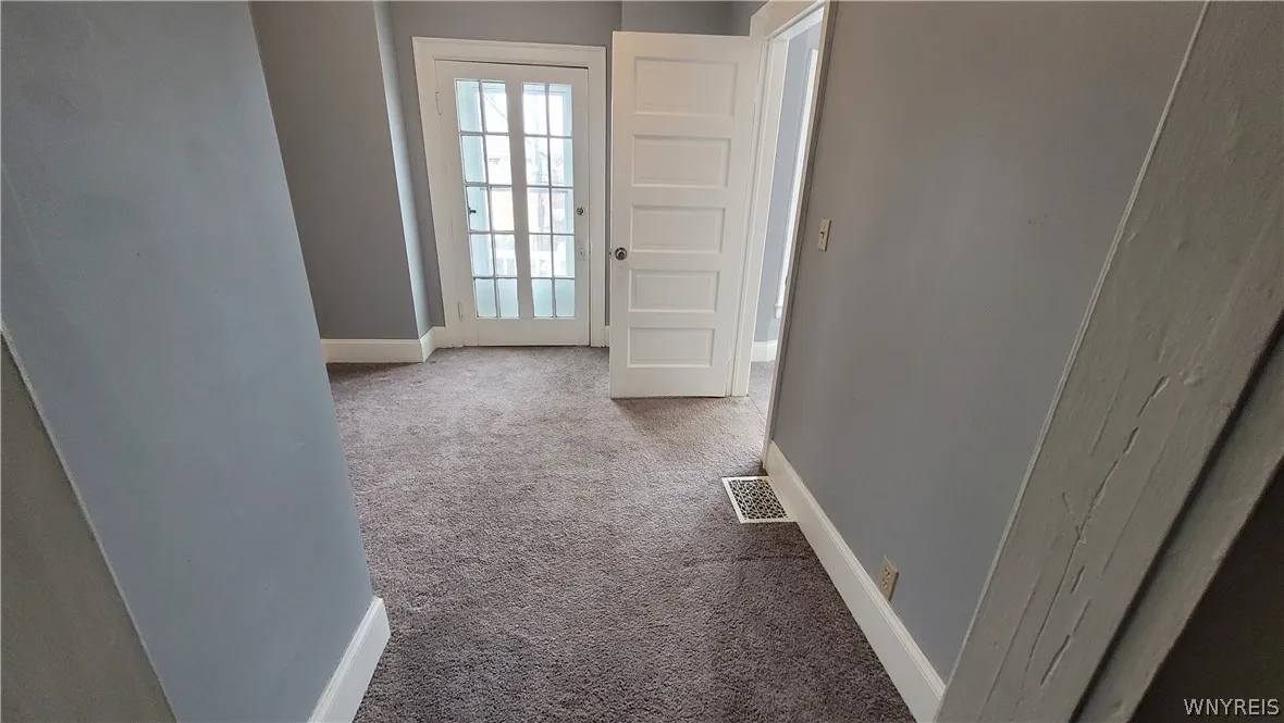 25 Richfield Avenue, Buffalo, New York 14220, Buffalo, New York 14220, 3 Bedroom Bedrooms, 6 Room Rooms,1 BathroomBathrooms,Residential Lease,For Rent,25 Richfield Avenue, Buffalo, New York 14220,0,B1698264