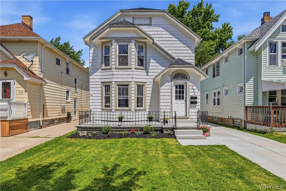 250 Saint Lawrence Avenue, Buffalo, New York 14216, Buffalo, New York 14216, 4 Bedrooms Bedrooms, ,2 BathroomsBathrooms,Residential,For Sale,250 Saint Lawrence Avenue, Buffalo, New York 14216,0,B1698378