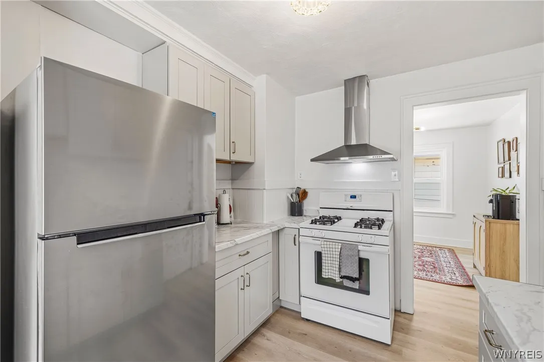 250 Saint Lawrence Avenue, Buffalo, New York 14216, Buffalo, New York 14216, 4 Bedrooms Bedrooms, ,2 BathroomsBathrooms,Residential,For Sale,250 Saint Lawrence Avenue, Buffalo, New York 14216,0,B1698378