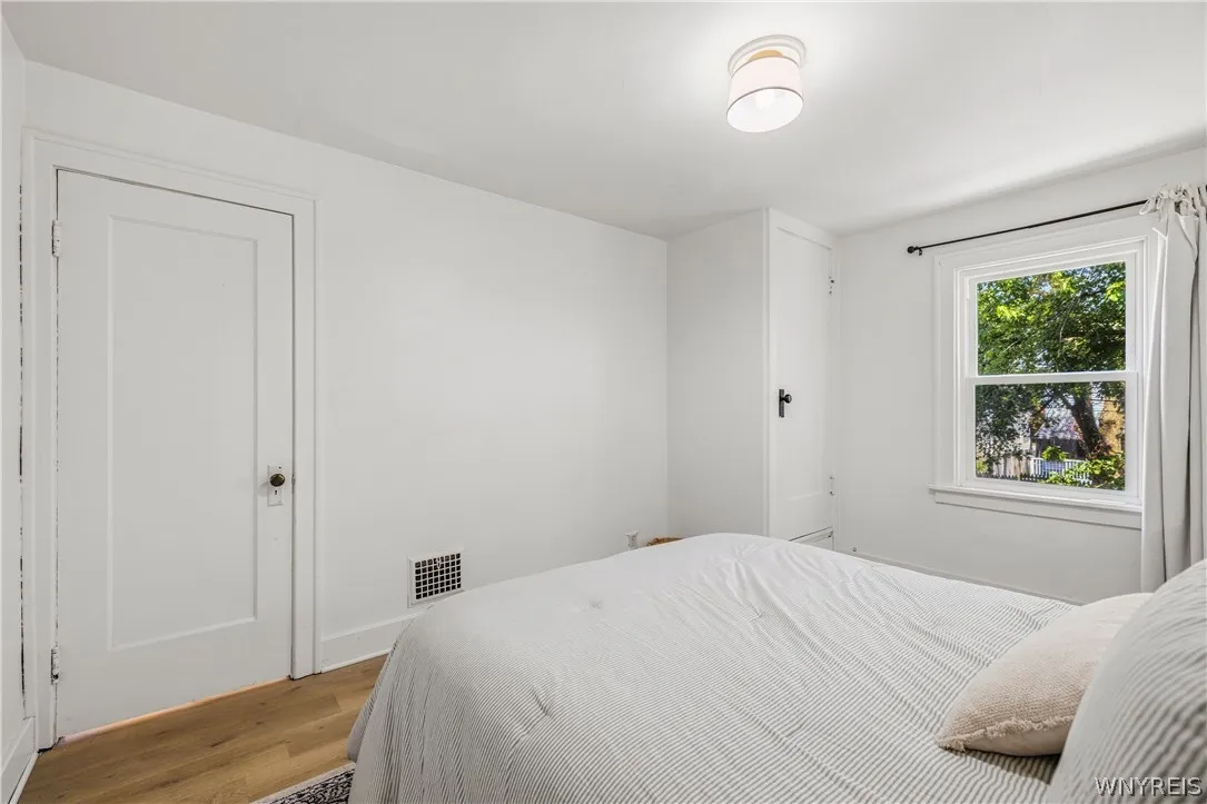 250 Saint Lawrence Avenue, Buffalo, New York 14216, Buffalo, New York 14216, 4 Bedrooms Bedrooms, ,2 BathroomsBathrooms,Residential,For Sale,250 Saint Lawrence Avenue, Buffalo, New York 14216,0,B1698378