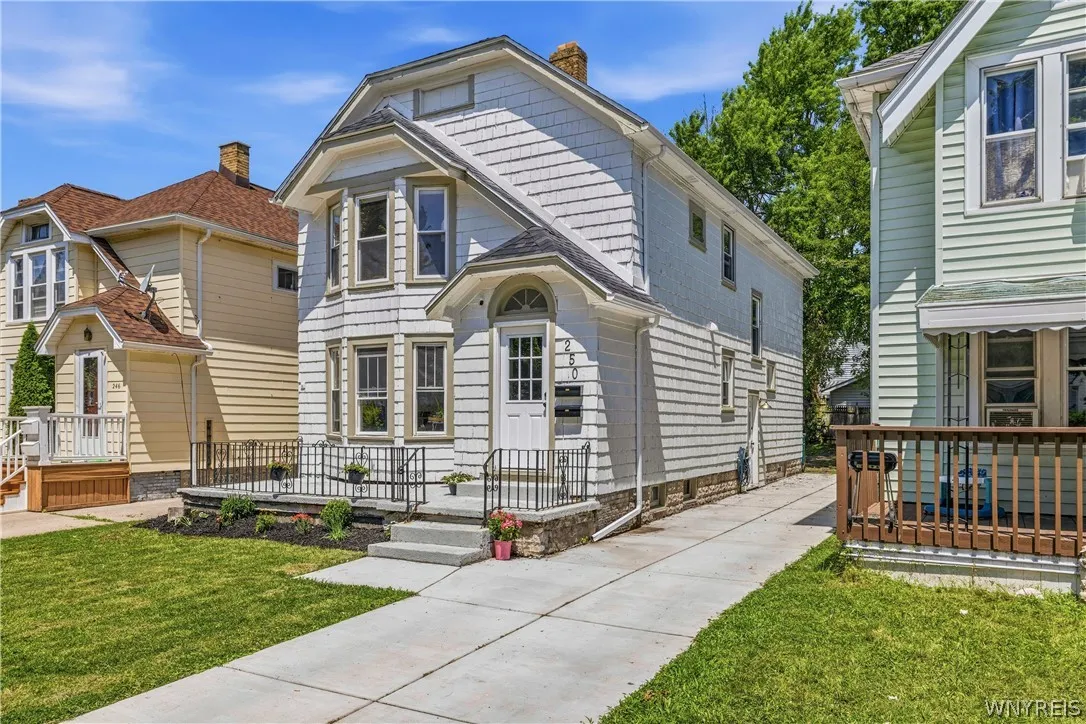 250 Saint Lawrence Avenue, Buffalo, New York 14216, Buffalo, New York 14216, 4 Bedrooms Bedrooms, ,2 BathroomsBathrooms,Residential,For Sale,250 Saint Lawrence Avenue, Buffalo, New York 14216,0,B1698378