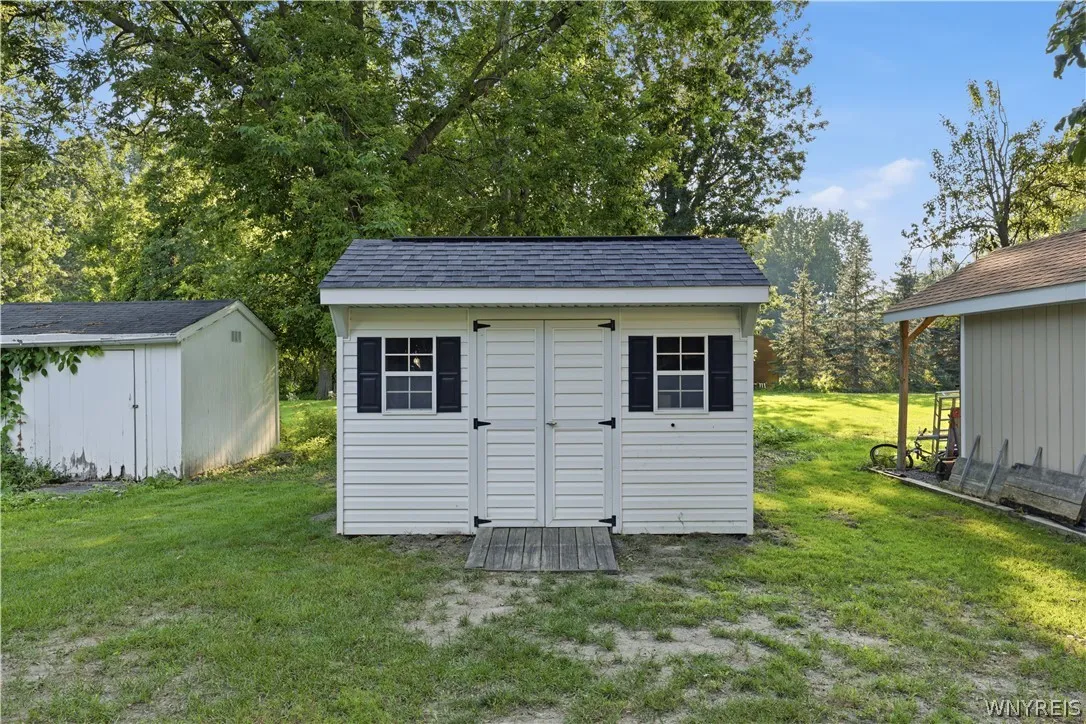 90 Grasspointe Drive, Amherst, New York 14228, Amherst, New York 14228, 3 Bedrooms Bedrooms, 6 Rooms Rooms,2 BathroomsBathrooms,Residential,For Sale,90 Grasspointe Drive, Amherst, New York 14228,0,B1698046
