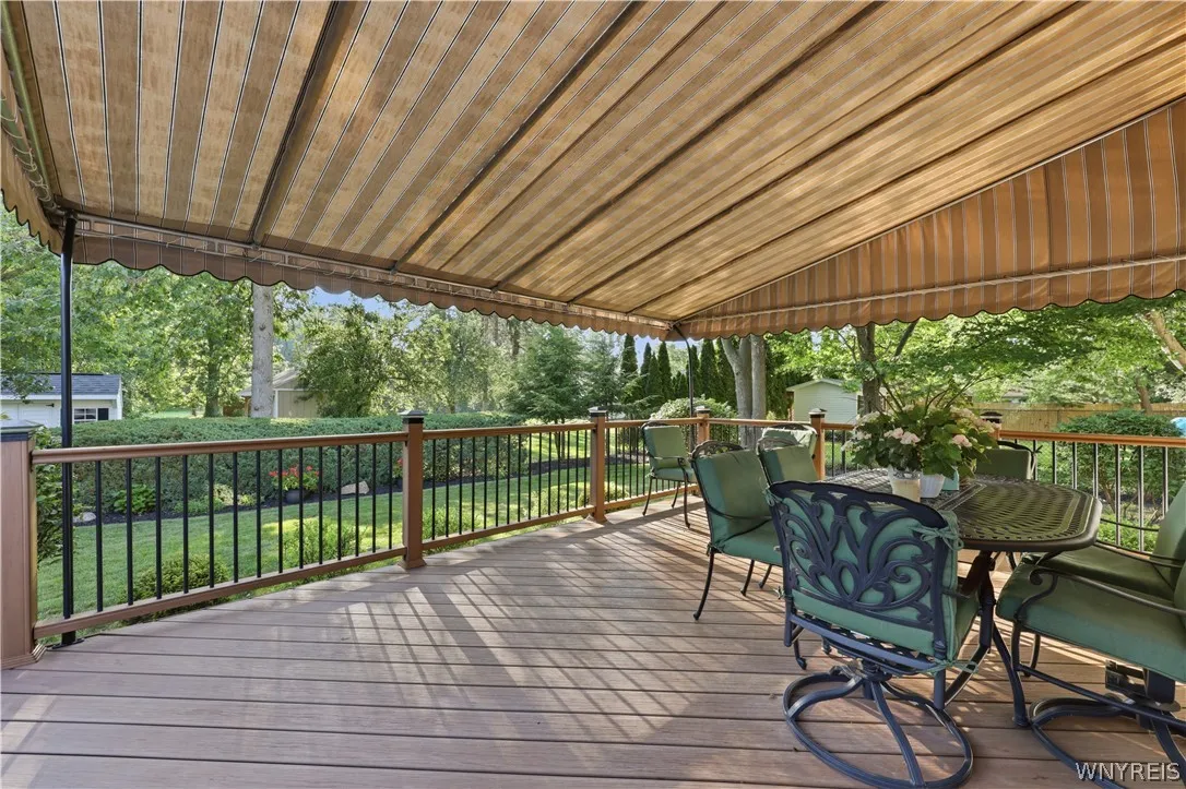 90 Grasspointe Drive, Amherst, New York 14228, Amherst, New York 14228, 3 Bedrooms Bedrooms, 6 Rooms Rooms,2 BathroomsBathrooms,Residential,For Sale,90 Grasspointe Drive, Amherst, New York 14228,0,B1698046