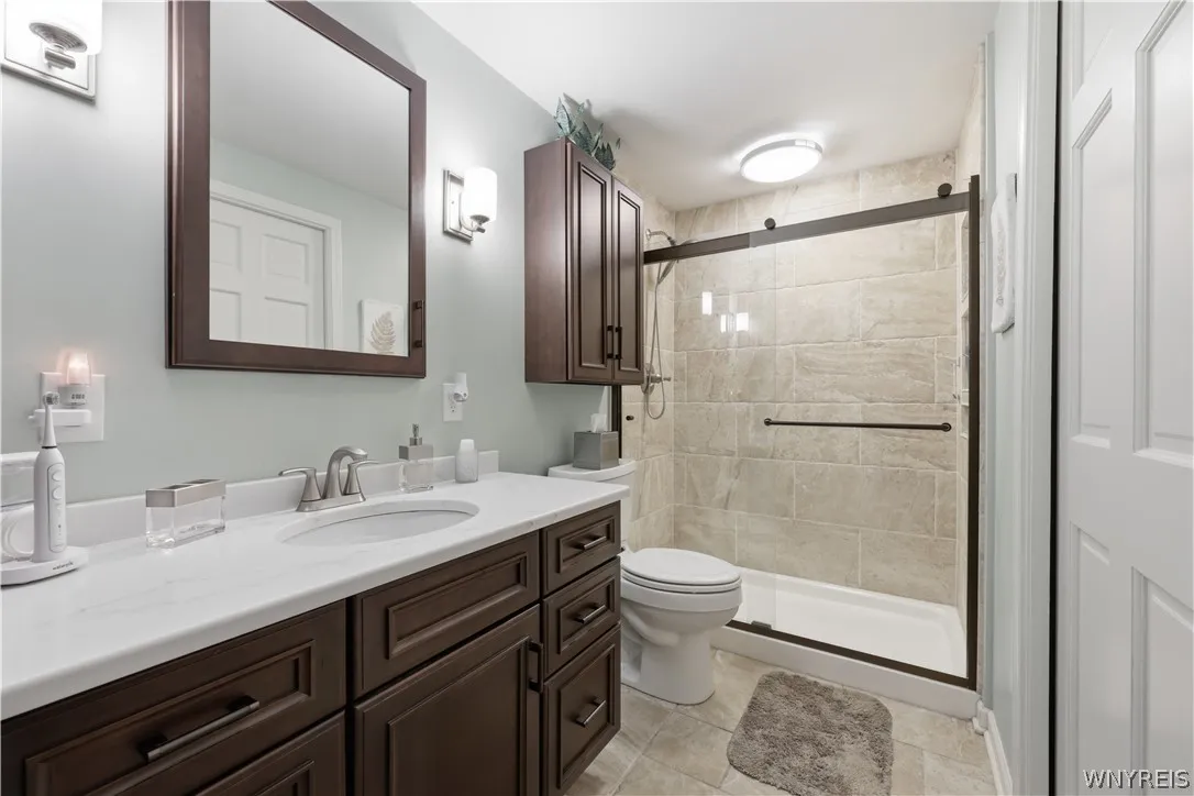 90 Grasspointe Drive, Amherst, New York 14228, Amherst, New York 14228, 3 Bedrooms Bedrooms, 6 Rooms Rooms,2 BathroomsBathrooms,Residential,For Sale,90 Grasspointe Drive, Amherst, New York 14228,0,B1698046