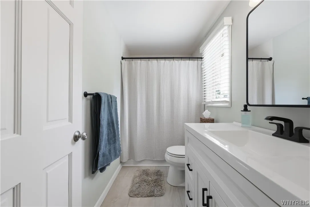 90 Grasspointe Drive, Amherst, New York 14228, Amherst, New York 14228, 3 Bedrooms Bedrooms, 6 Rooms Rooms,2 BathroomsBathrooms,Residential,For Sale,90 Grasspointe Drive, Amherst, New York 14228,0,B1698046