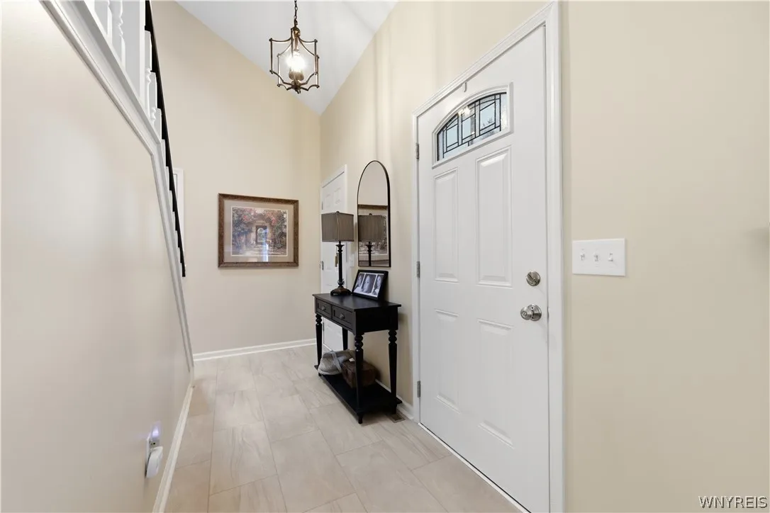 90 Grasspointe Drive, Amherst, New York 14228, Amherst, New York 14228, 3 Bedrooms Bedrooms, 6 Rooms Rooms,2 BathroomsBathrooms,Residential,For Sale,90 Grasspointe Drive, Amherst, New York 14228,0,B1698046