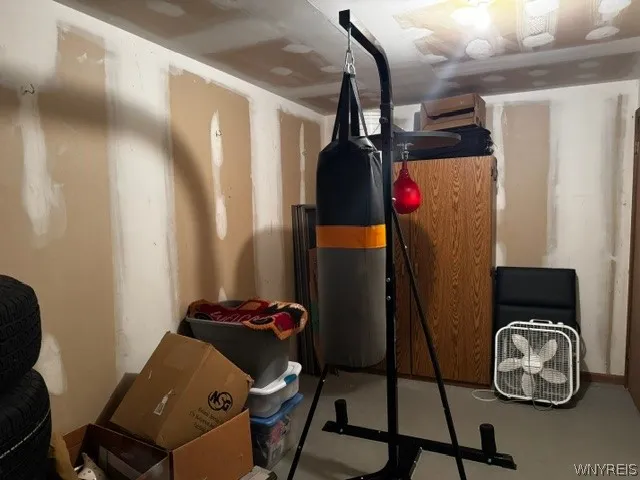 Storage unit