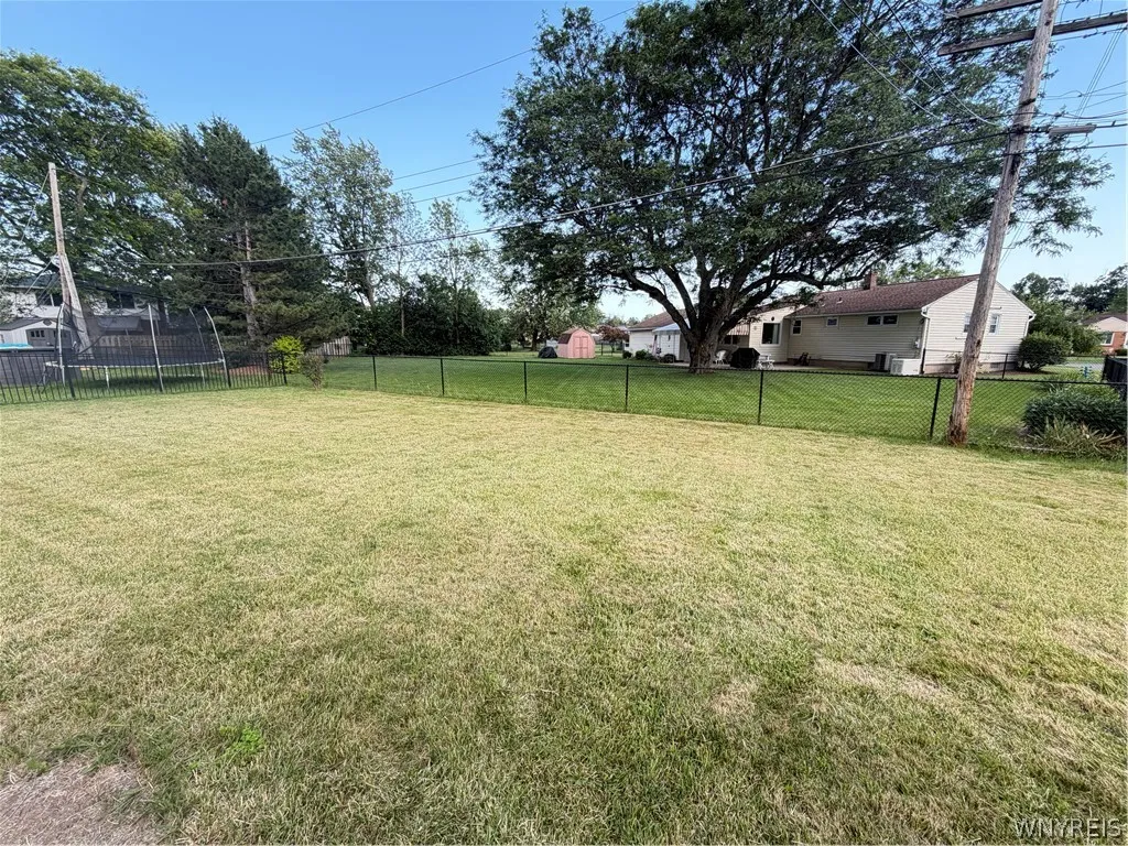 222 Frankhauser Road, Amherst, New York 14221, Amherst, New York 14221, 3 Bedrooms Bedrooms, 6 Rooms Rooms,1 BathroomBathrooms,Residential Lease,For Rent,222 Frankhauser Road, Amherst, New York 14221,0,B1698402