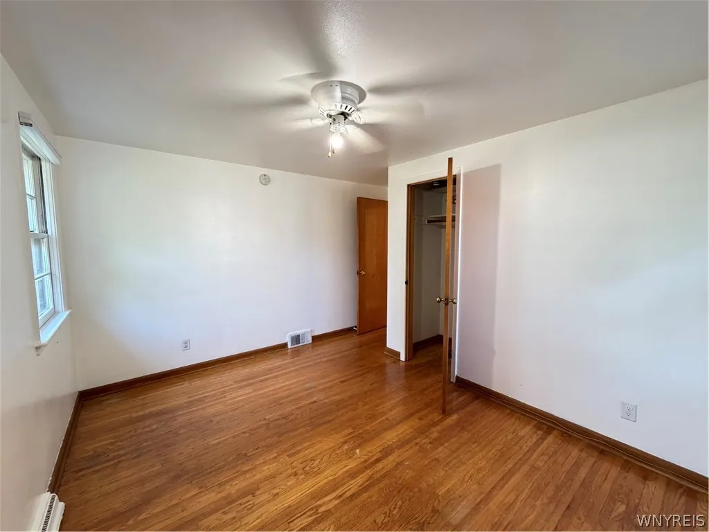 222 Frankhauser Road, Amherst, New York 14221, Amherst, New York 14221, 3 Bedrooms Bedrooms, 6 Rooms Rooms,1 BathroomBathrooms,Residential Lease,For Rent,222 Frankhauser Road, Amherst, New York 14221,0,B1698402