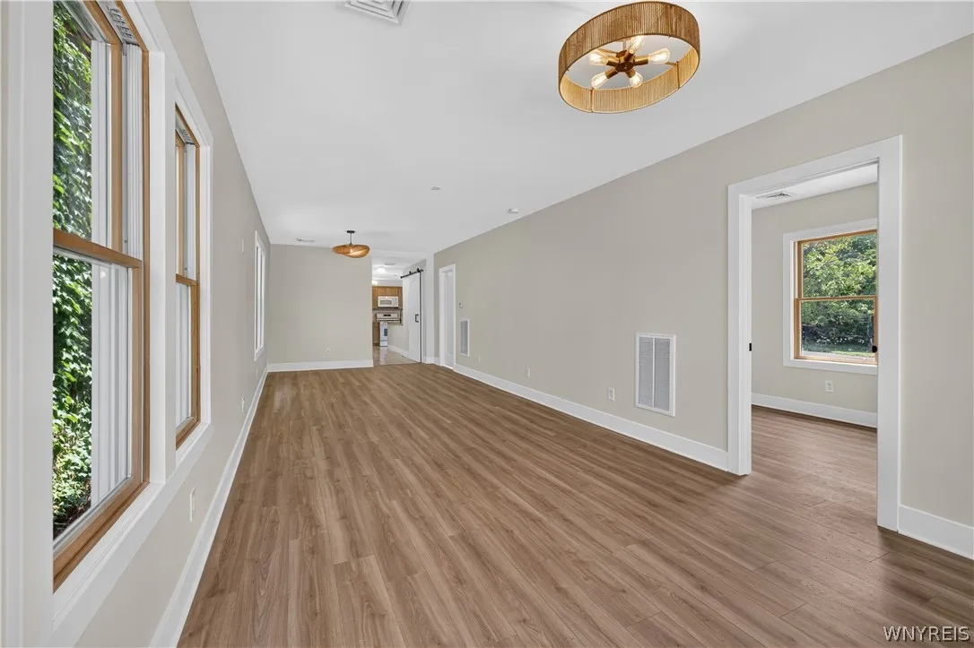 185 Hamburg Street, Buffalo, New York 14204, Buffalo, New York 14204, 3 Bedrooms Bedrooms, 5 Rooms Rooms,1 BathroomBathrooms,Residential,For Sale,185 Hamburg Street, Buffalo, New York 14204,0,B1697294