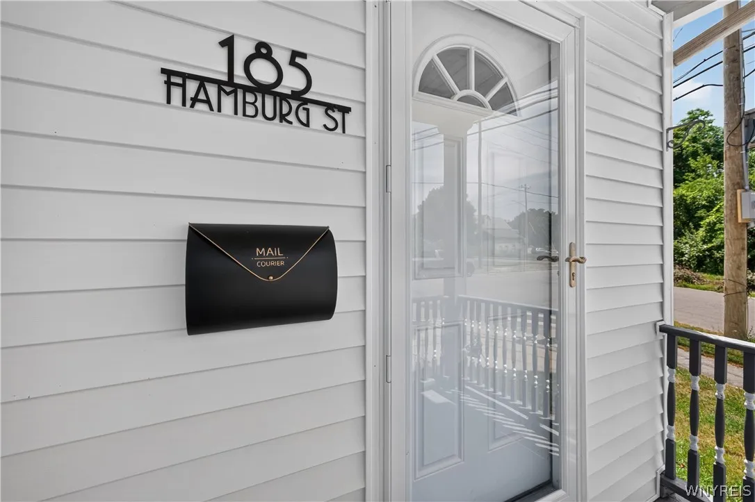185 Hamburg Street, Buffalo, New York 14204, Buffalo, New York 14204, 3 Bedrooms Bedrooms, 5 Rooms Rooms,1 BathroomBathrooms,Residential,For Sale,185 Hamburg Street, Buffalo, New York 14204,0,B1697294