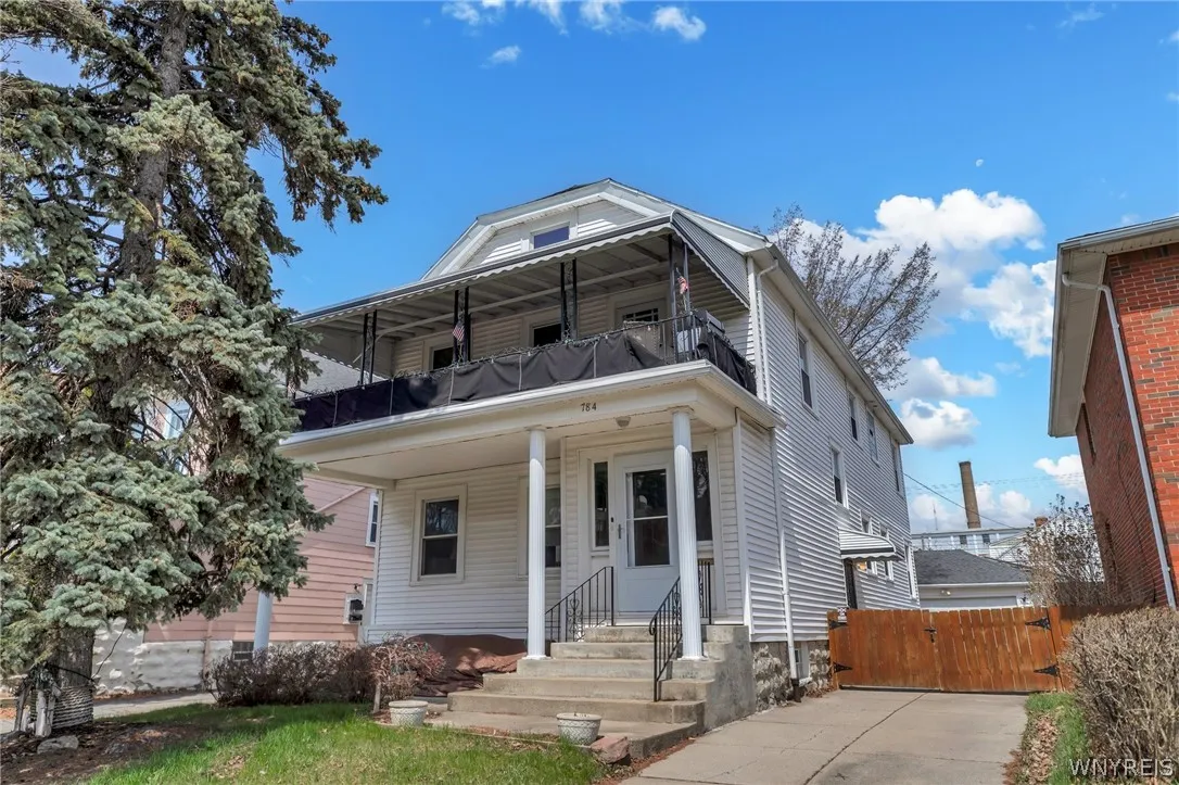 784 Amherst Street, Buffalo, New York 14216, Buffalo, New York 14216, 5 Bedrooms Bedrooms, ,2 BathroomsBathrooms,Residential,For Sale,784 Amherst Street, Buffalo, New York 14216,0,B1698462